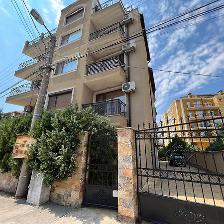Ferienwohnung Vqra Sarafovo Burgas City Exterior foto