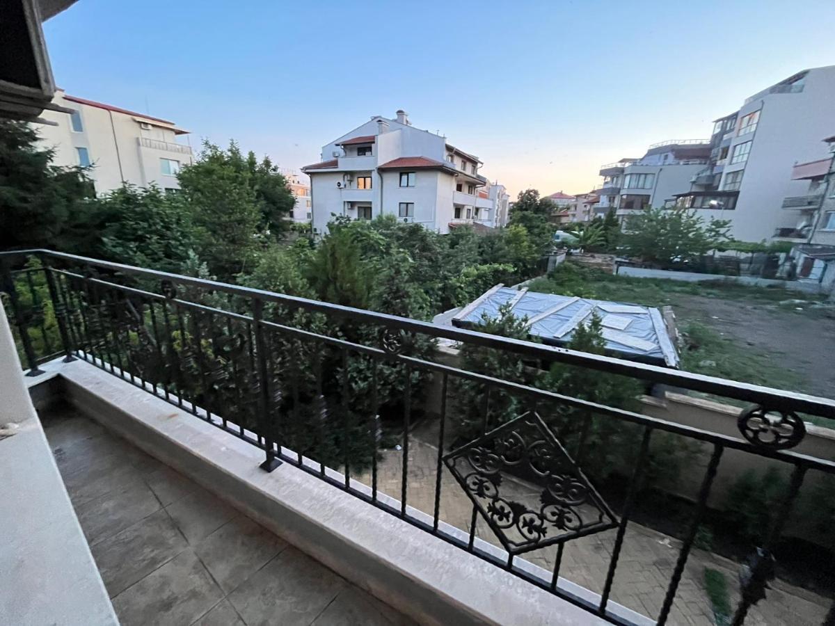 Ferienwohnung Vqra Sarafovo Burgas City Exterior foto